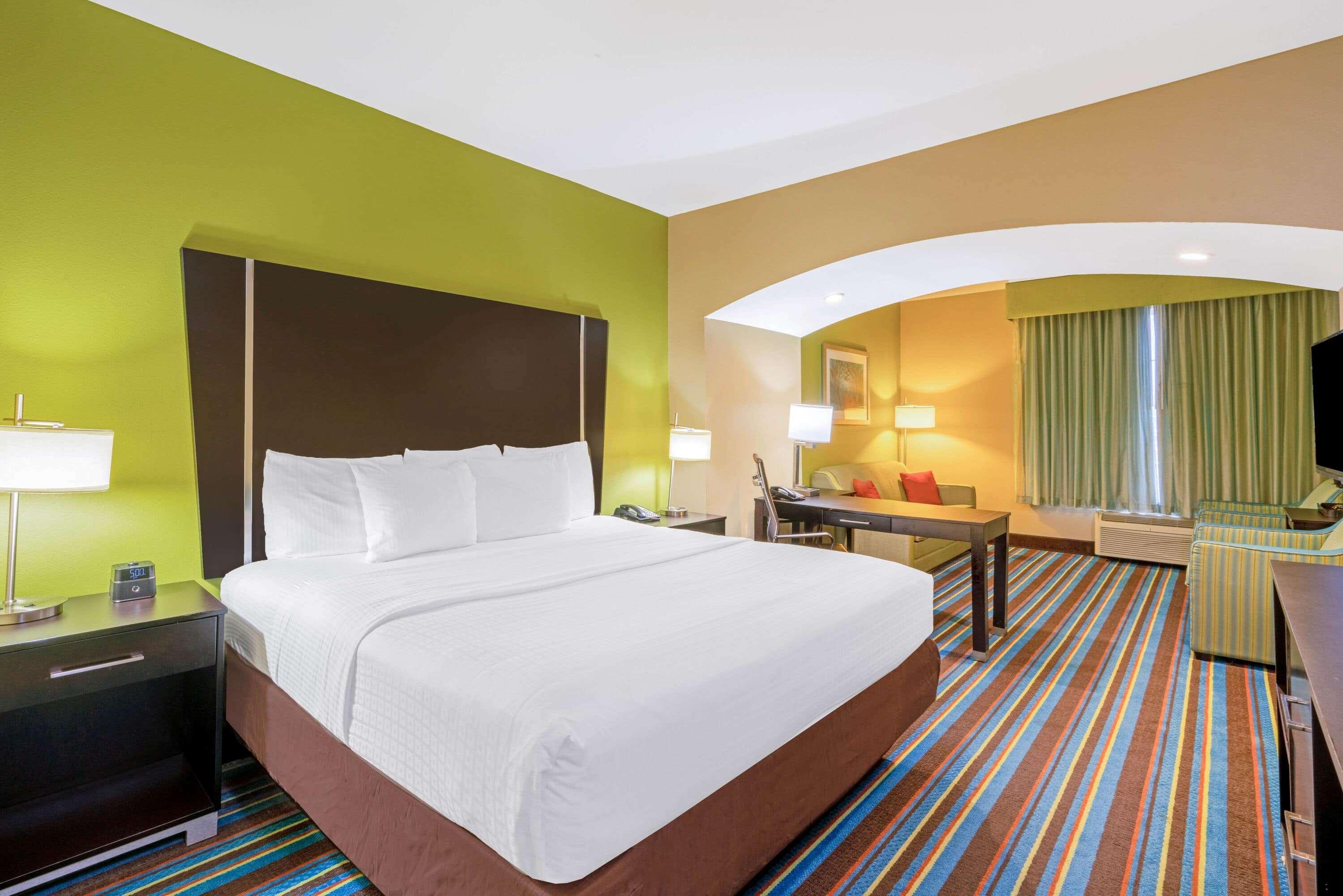 La Quinta By Wyndham Muskogee Hotel Екстериор снимка