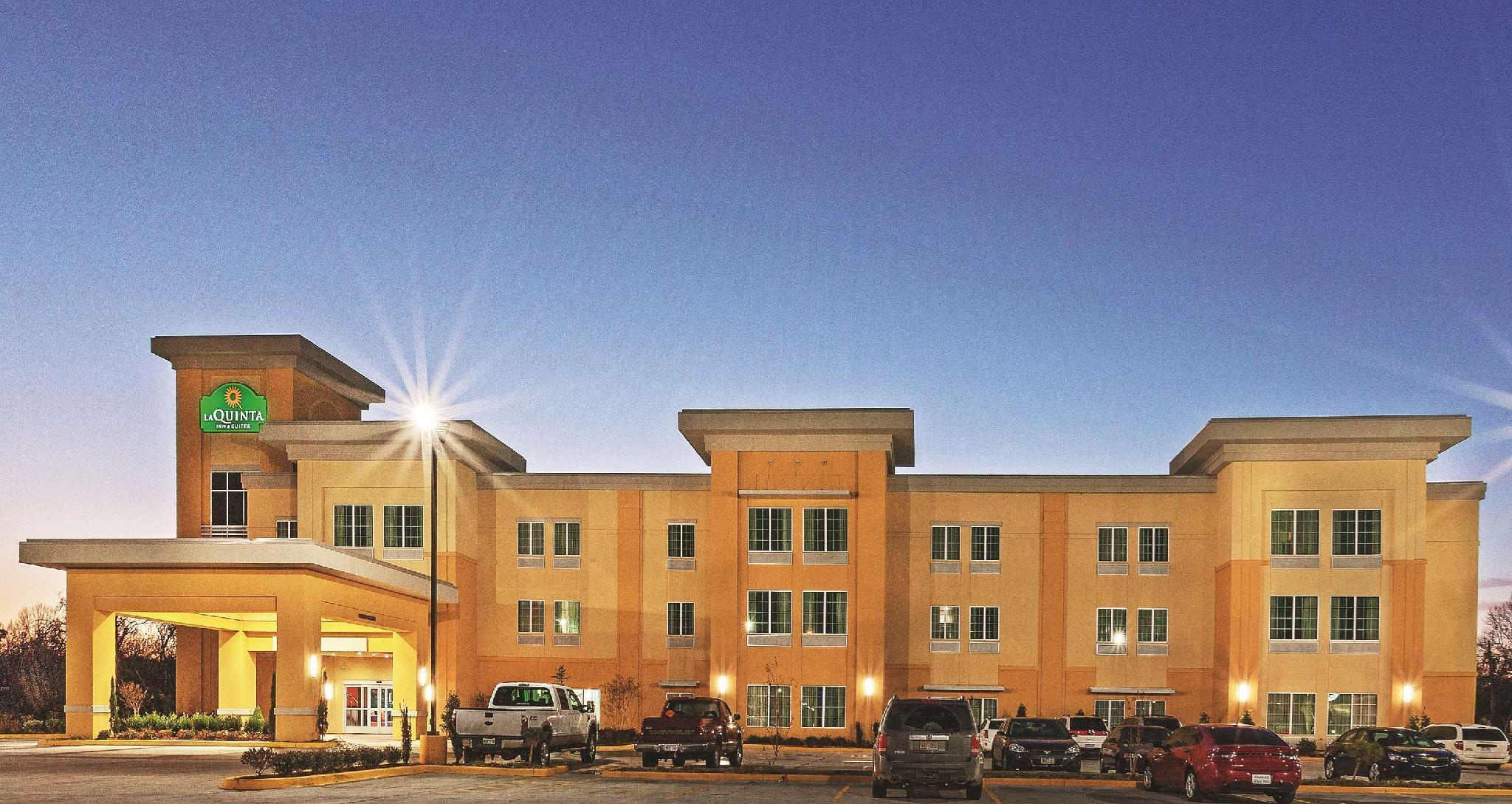 La Quinta By Wyndham Muskogee Hotel Екстериор снимка