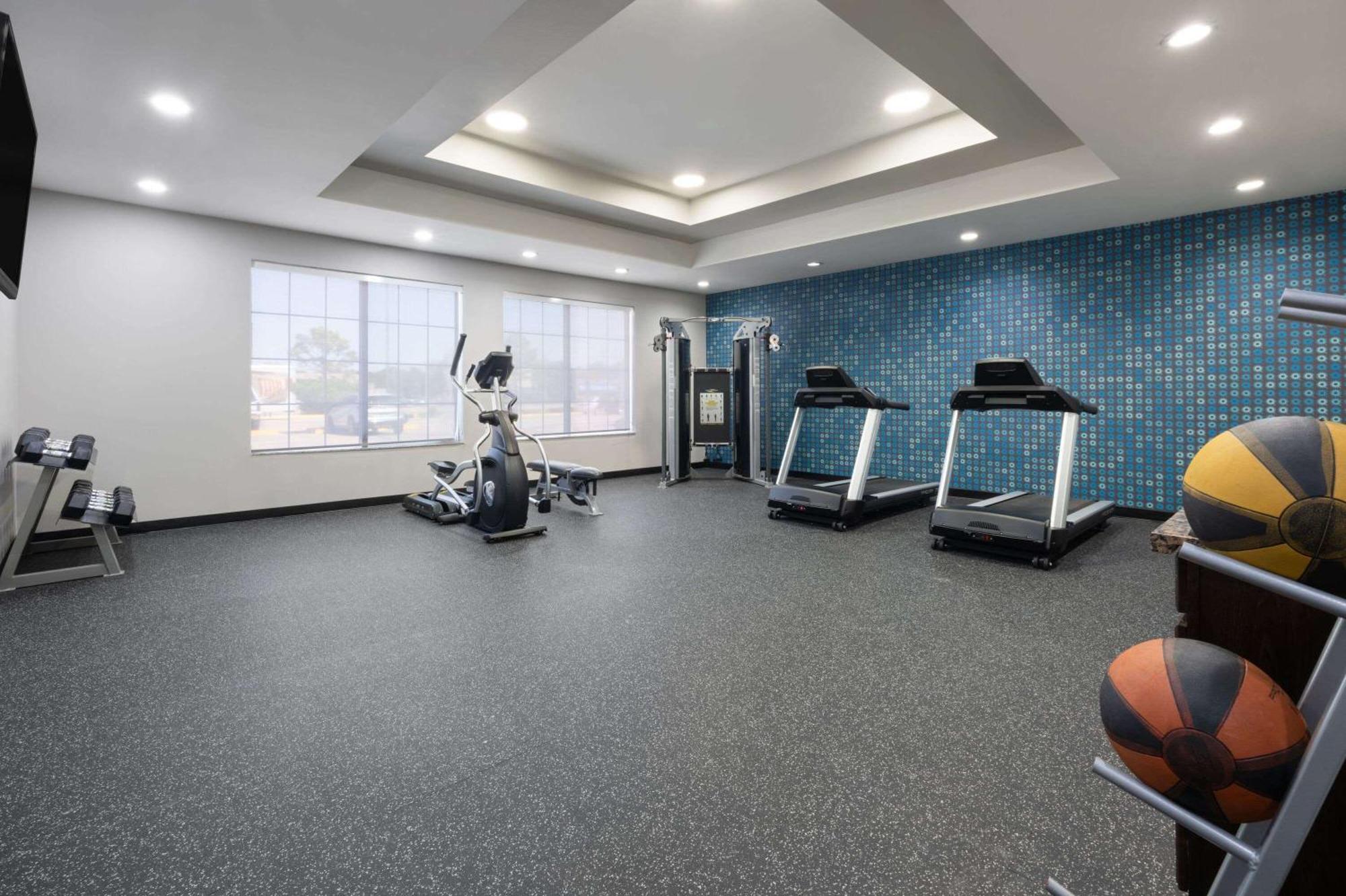 La Quinta By Wyndham Muskogee Hotel Екстериор снимка