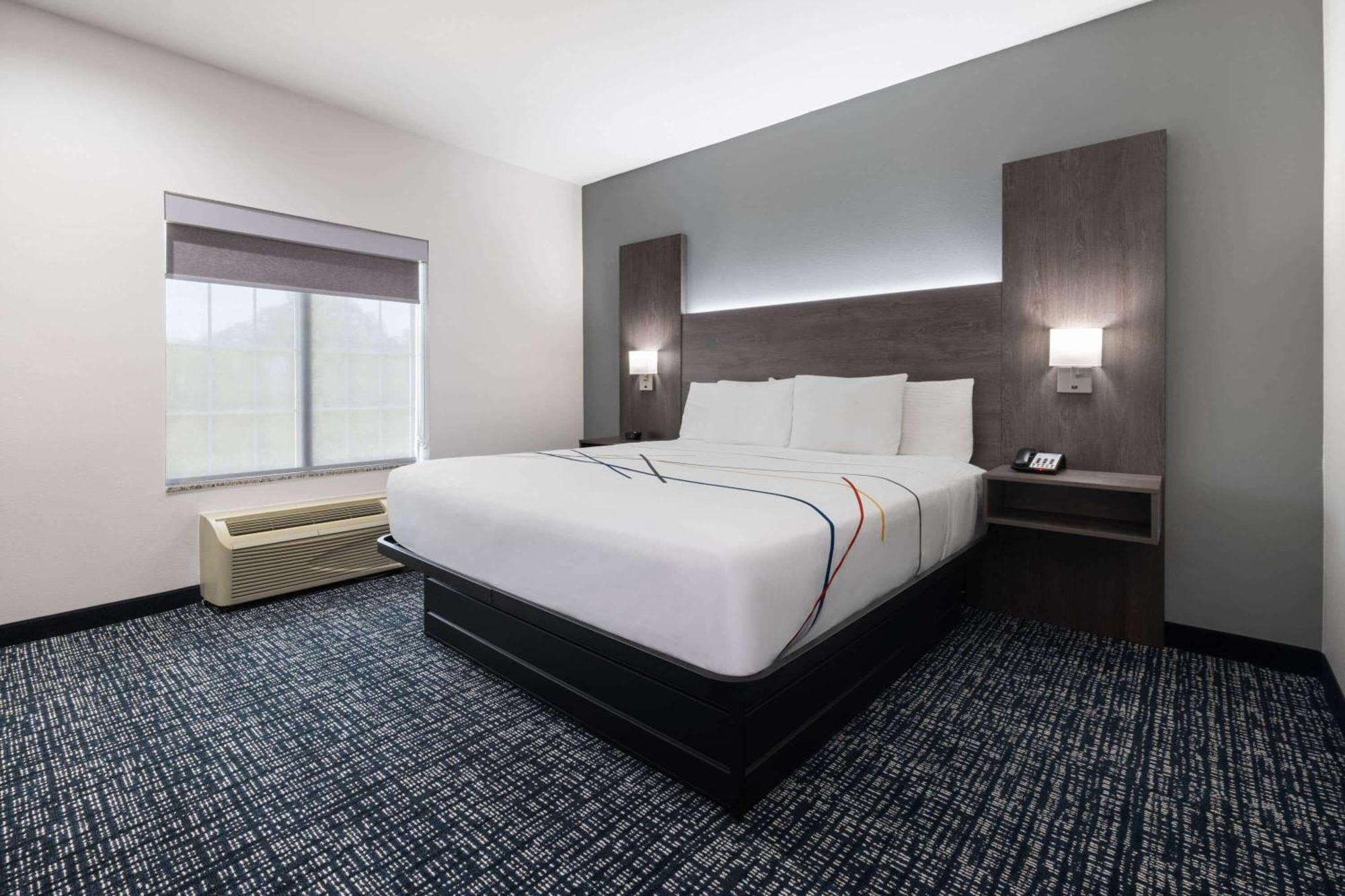 La Quinta By Wyndham Muskogee Hotel Екстериор снимка